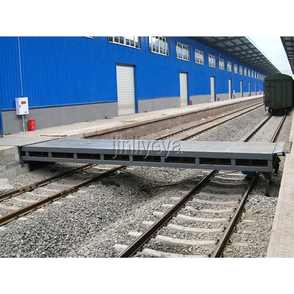 东莞伸缩铁路跨桥