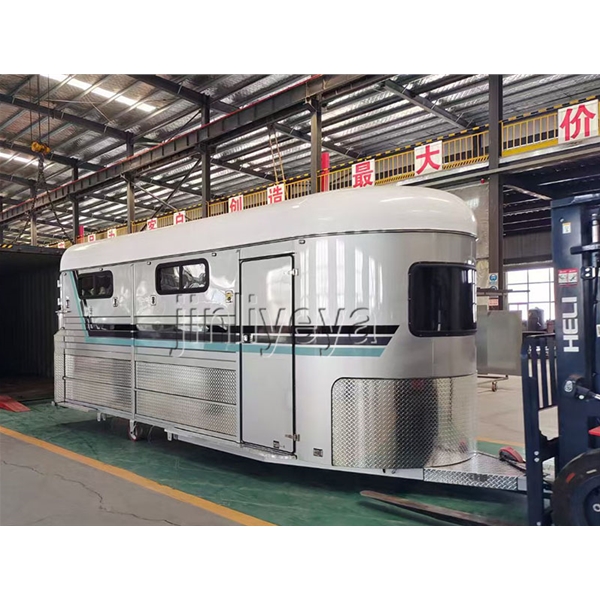 东莞小型房车